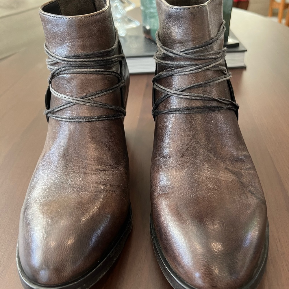 🌱SHOTO Handcrafted Leather Boot 🌱 - Picture 9 of 13